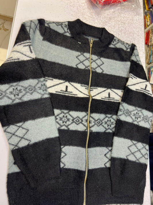 Winter Woolen Zip-Up Sweater – Soft, Warm & Stylish